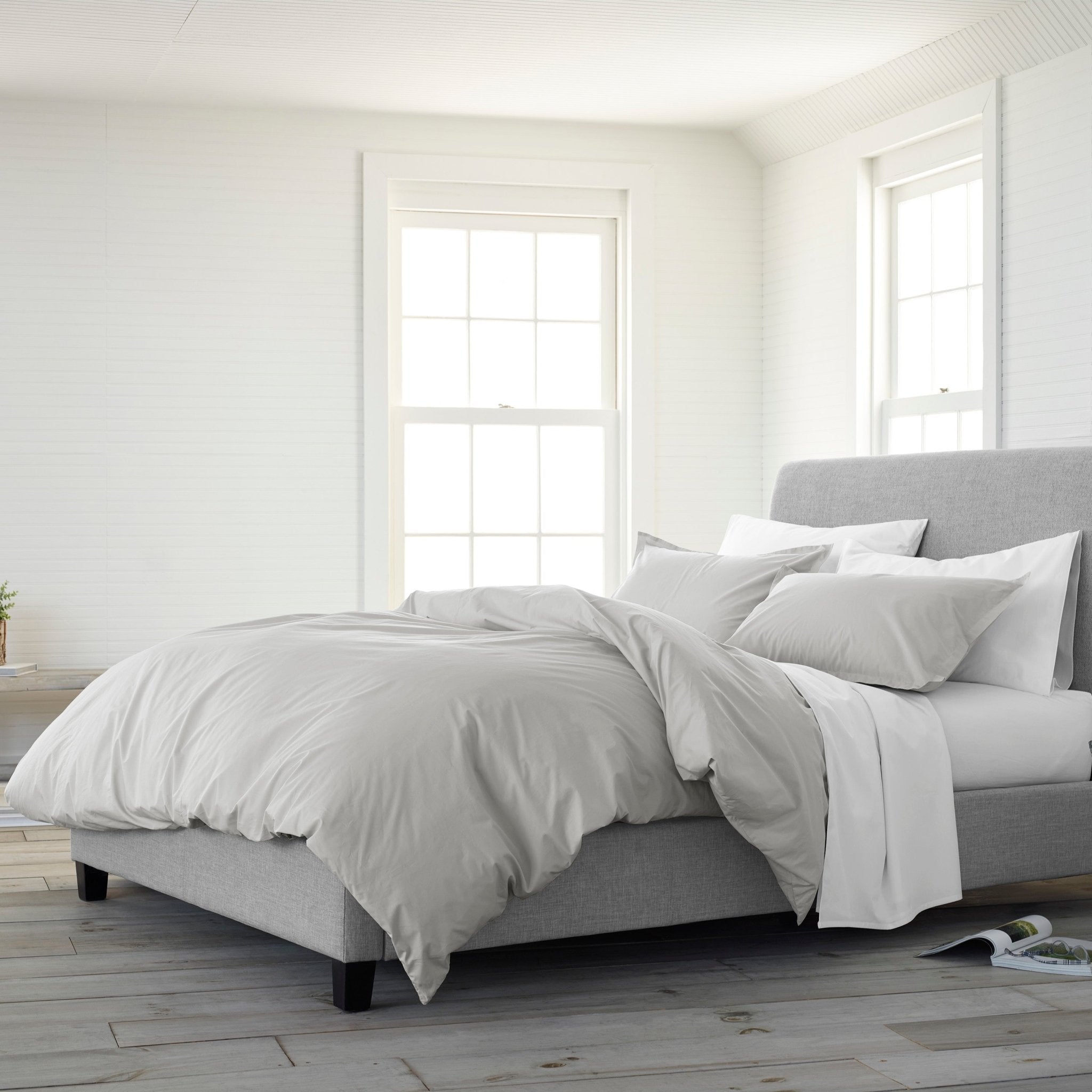 Clean Design Home® Comforter Set with Matching Shams - Solid color - Takoa Home Decor