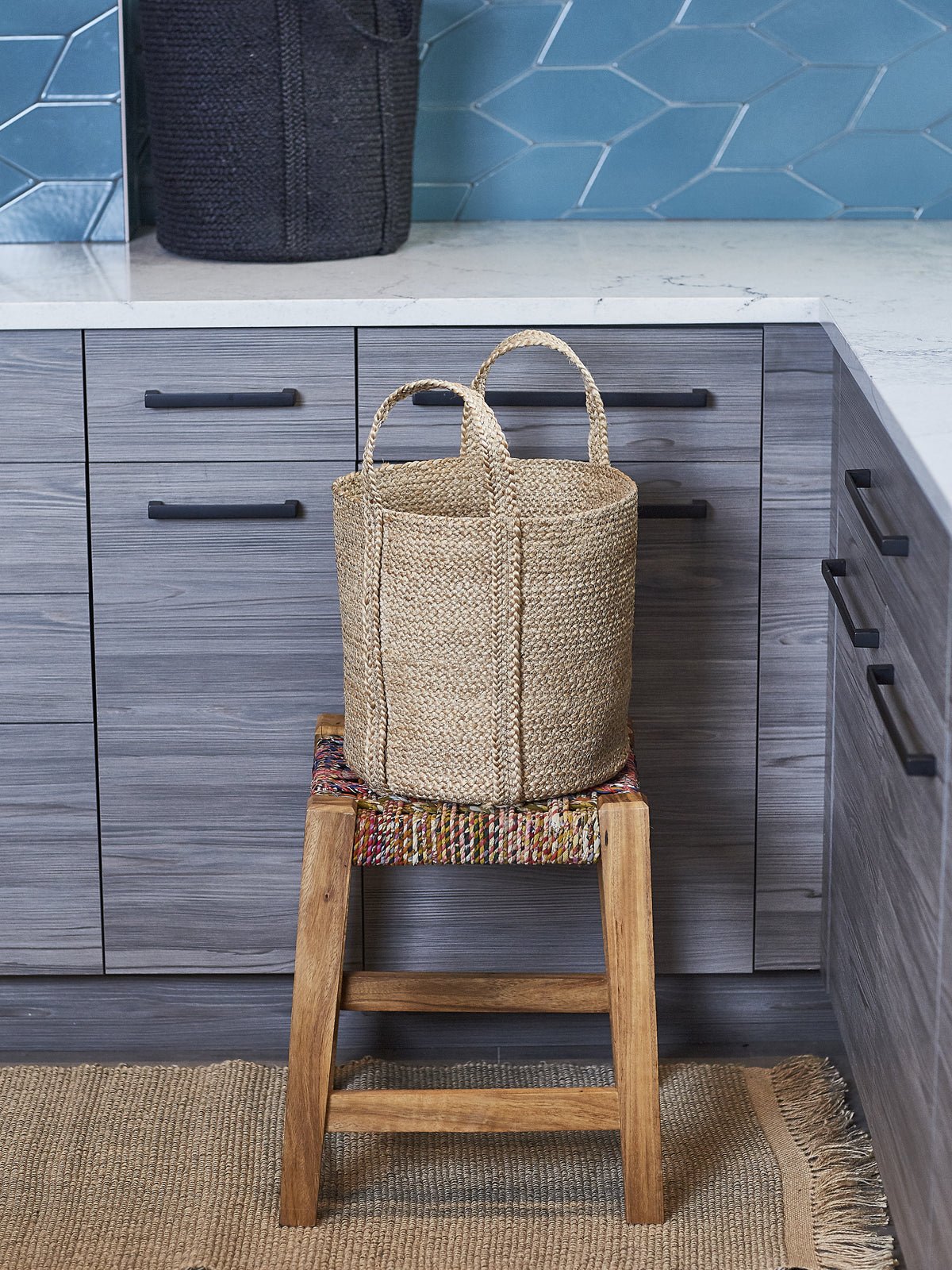 Kata Basket with handle - Natural - Takoa Home Decor